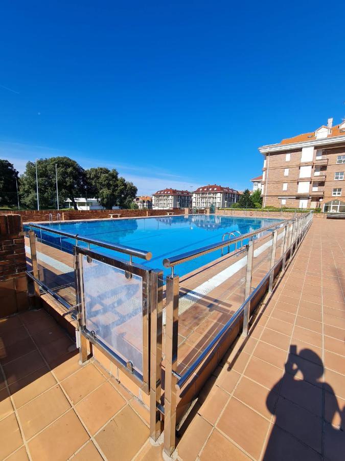 Noja. Piso En Noja A 5 Minutos De La Playa De Ris Διαμέρισμα Εξωτερικό φωτογραφία